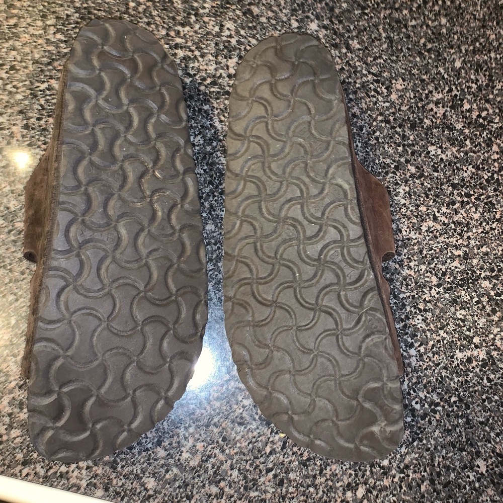Barely worn birkenstock’s